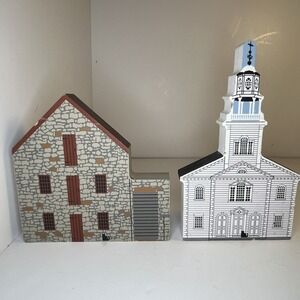 Lot 2 Vintage Cat's Meow Village Wayside Inn Grist Mill & Old Bennington Church
